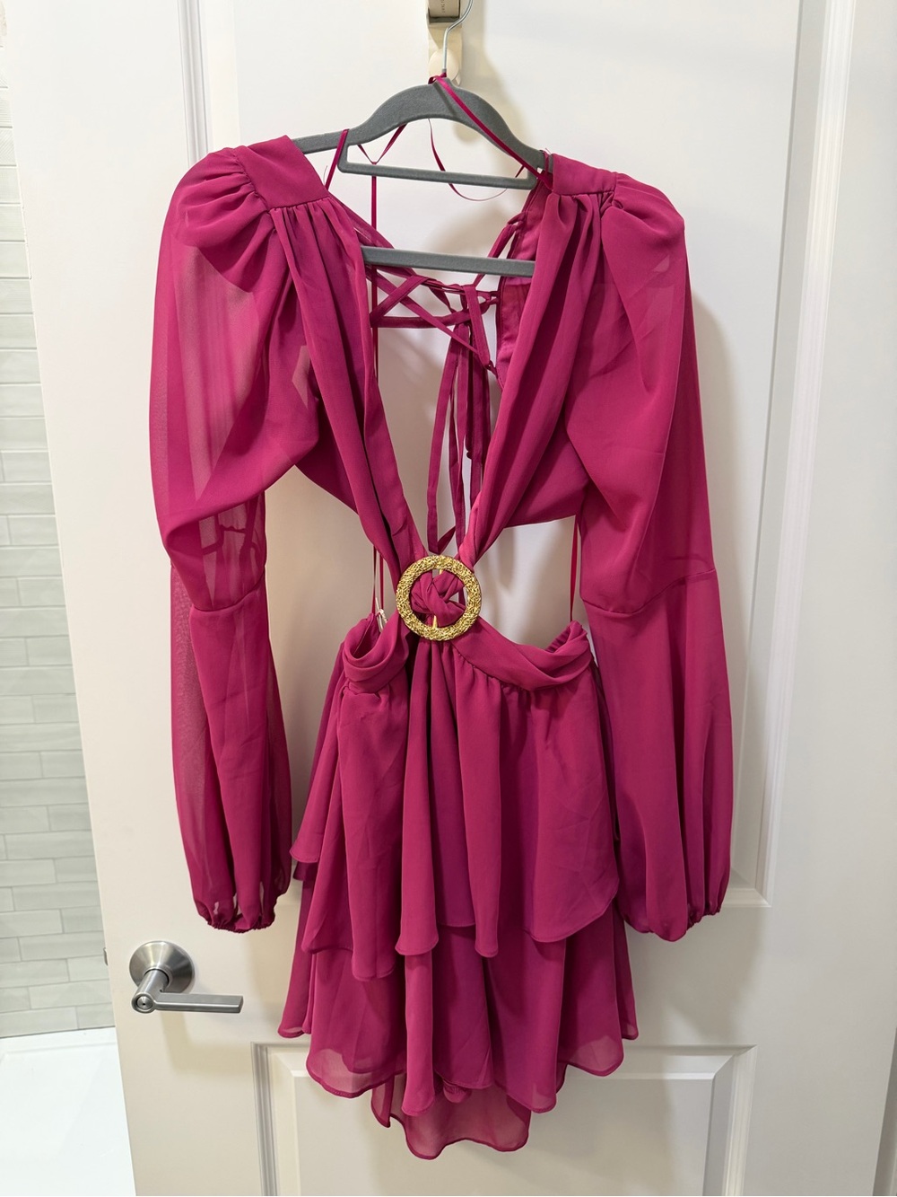 Women’s Magenta Open-Back Ruffle Long-Sleeve Mini Dress